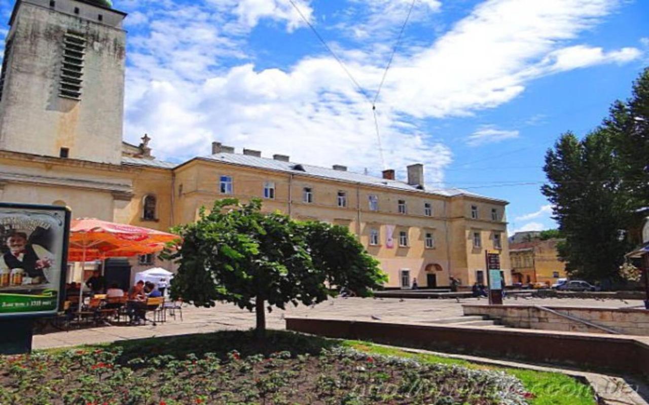 Apartment On Lychakivska 6-A Lviv Dış mekan fotoğraf